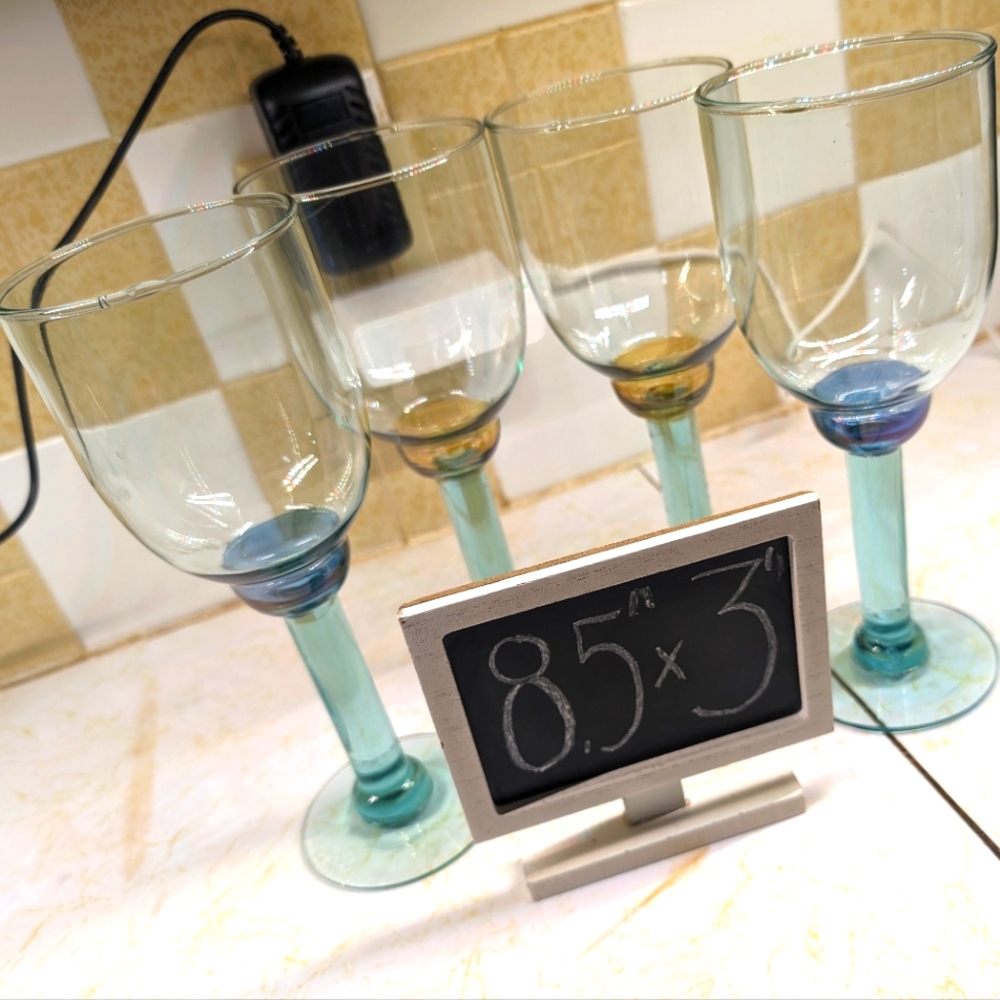 Lot 4 delicate clear/green glass contemporary hand blown minimalist‎ wine goblet